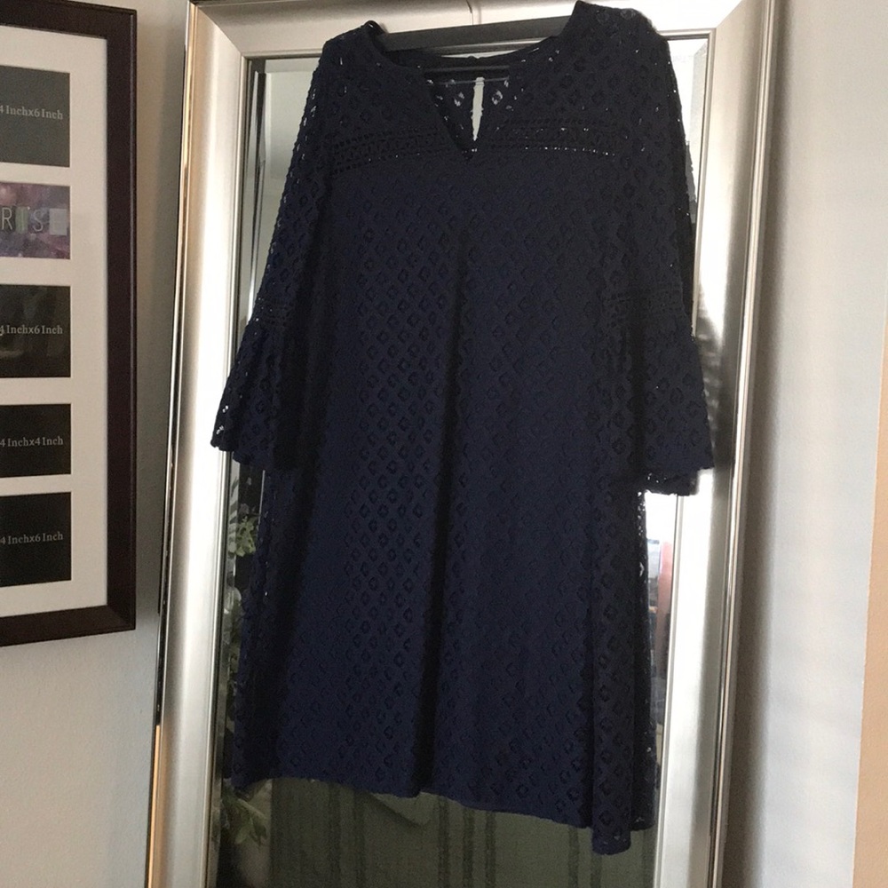 Navy blue lace shift dress